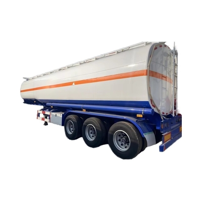 Brandstoftanker-half-aanhangwagen, te koop in Afrika: ontworpen voor veilig en efficiënt vervoer van vloeibare brandstof en gevaarlijke stoffen