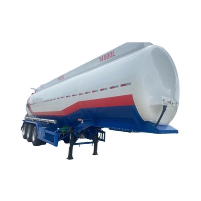 Brandstoftanker-half-aanhangwagen, te koop in Afrika: ontworpen voor veilig en efficiënt vervoer van vloeibare brandstof en gevaarlijke stoffen