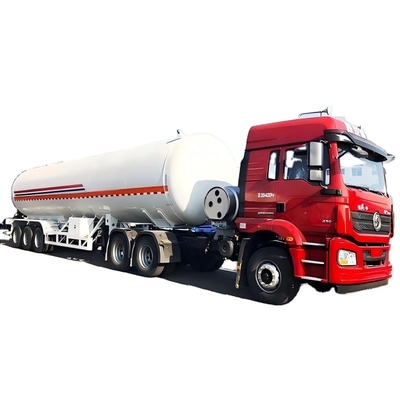 Het laatste procesontwerp van CIMC is een drieassige brandstoftanker-half-aanhangwagen van hoogsterk staal.