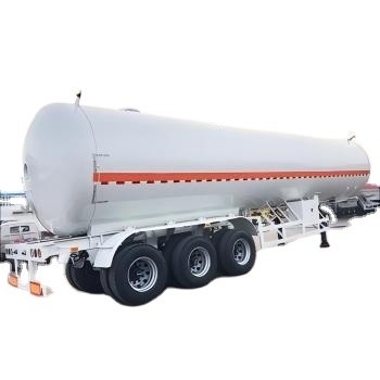 Het laatste procesontwerp van CIMC is een drieassige brandstoftanker-half-aanhangwagen van hoogsterk staal.