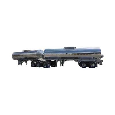 CIMC Advanced B-Tank Fuel Tanker Semi-Trailer: Ontworpen voor veilig en efficiënt vervoer van vloeistof met verbeterde capaciteit