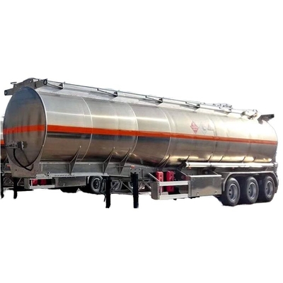 CIMC New Design Diesel Fuel Tanker Truck Wheel voor olie, water, chemische opslag en tankstation van staal