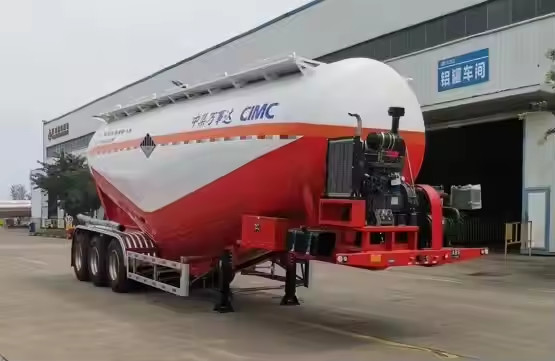 Carbon Steel 3 Assen 10800*2500*3700mm 40cbm Capaciteit 40cbm Transport bulk cement as poeder tank