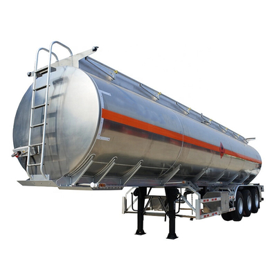 Brandstoftanker Semi-trailer voor veilig en efficiënt vervoer van vloeibare brandstof en gevaarlijke materialen